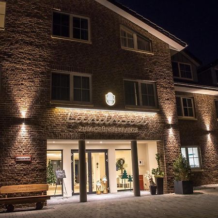 Landhotel Zum Gruenen Kranze Espelkamp-Mittwald Buitenkant foto